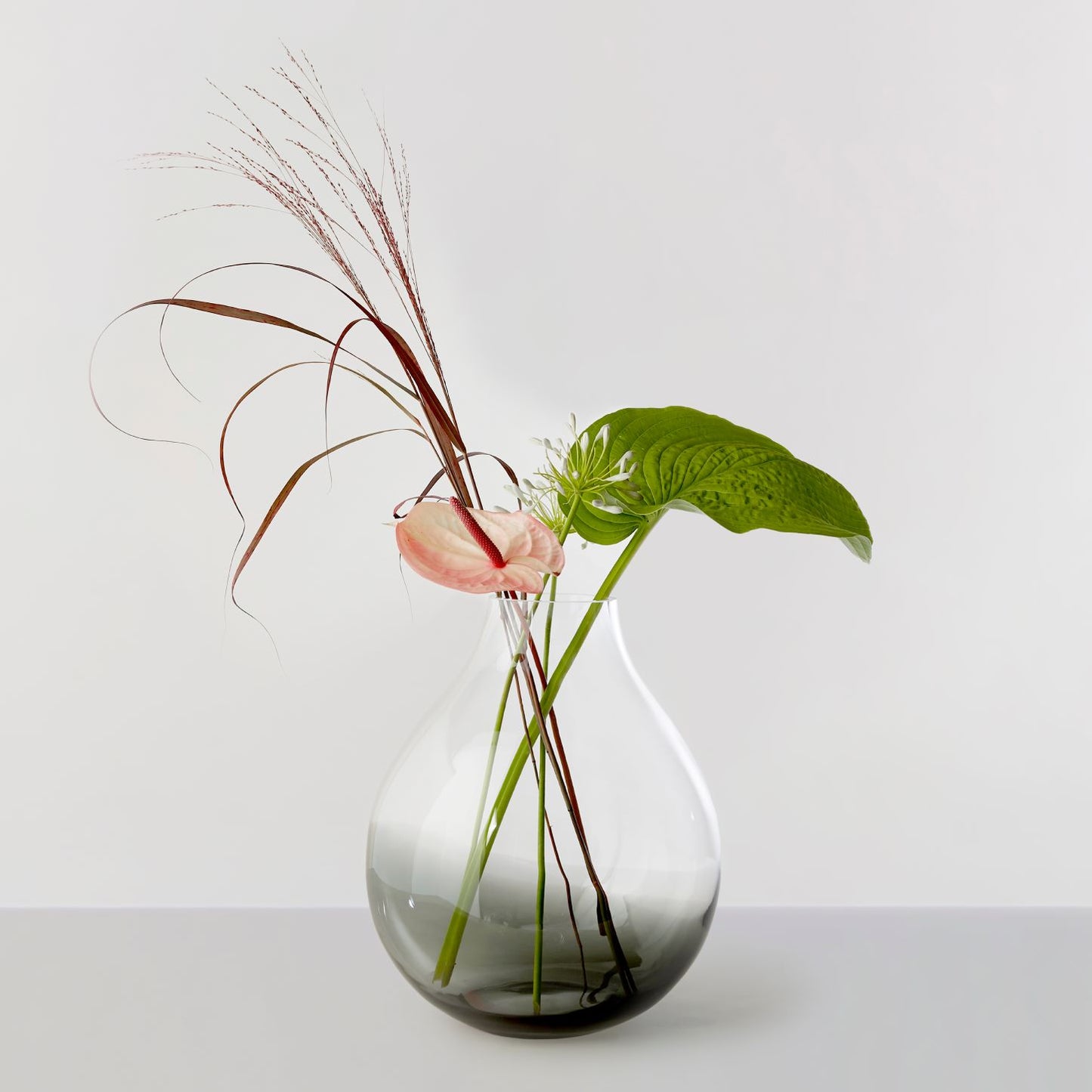 Flower Vase no. 24 - Smoked grey