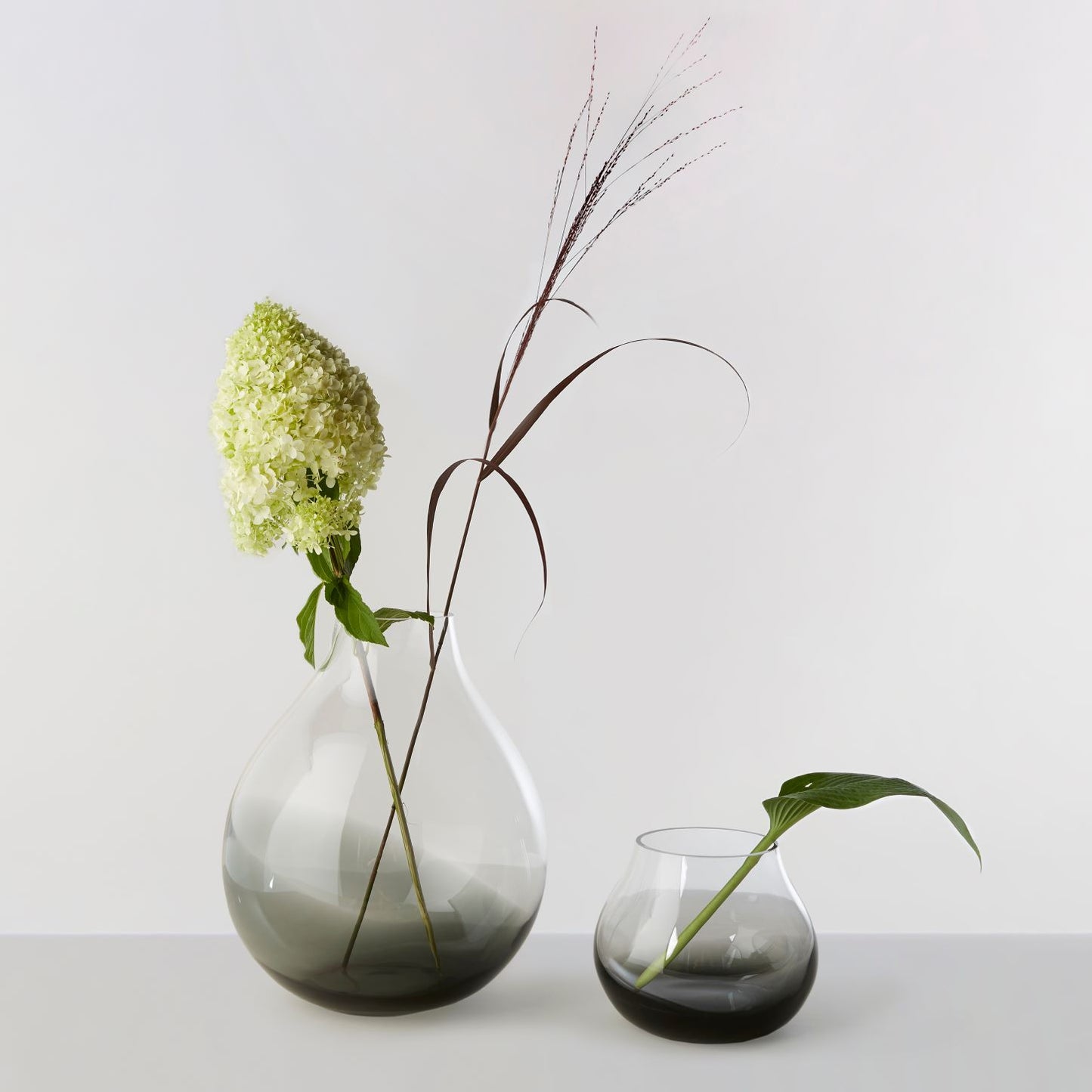 Flower Vase no. 24 - Smoked grey